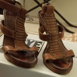 Frye Valerie Slide 100% Italian Leather Size 8.5